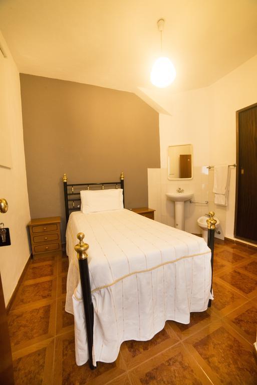 Single Room with Shared Bathroom