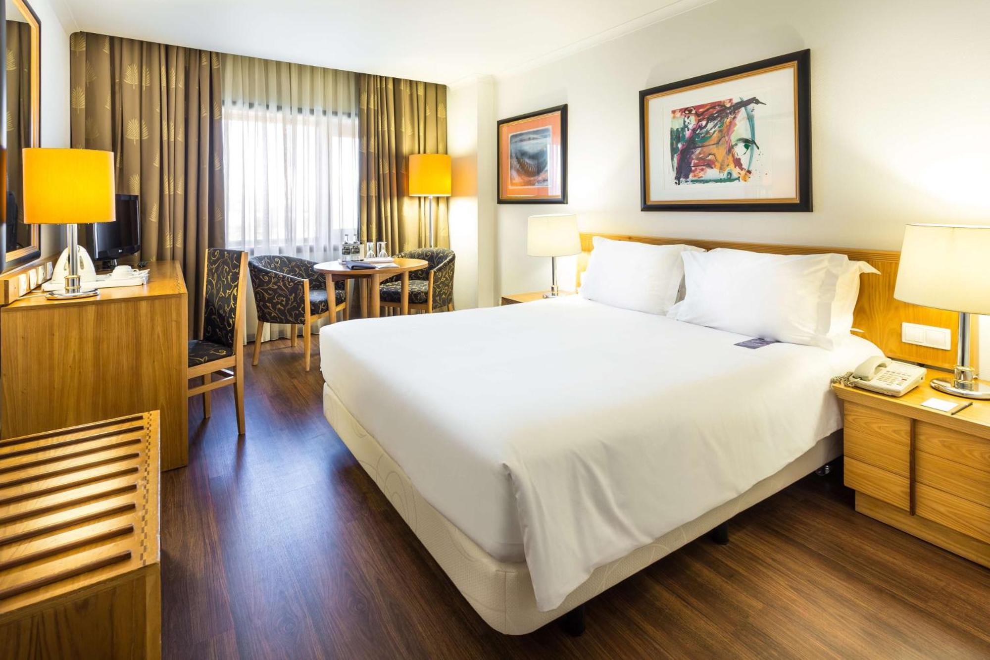 Standard Room,1433402926:JPEG