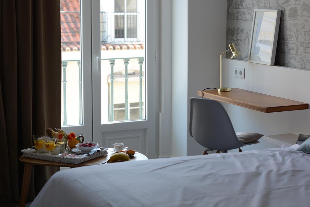Deluxe Double or Twin Room Balcony,174896409:JPEG