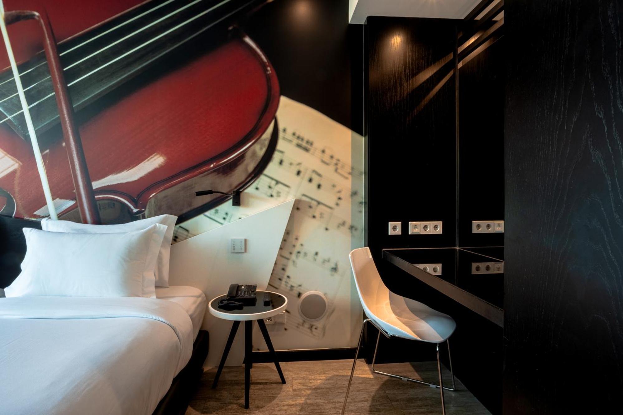 Harmony Twin Room