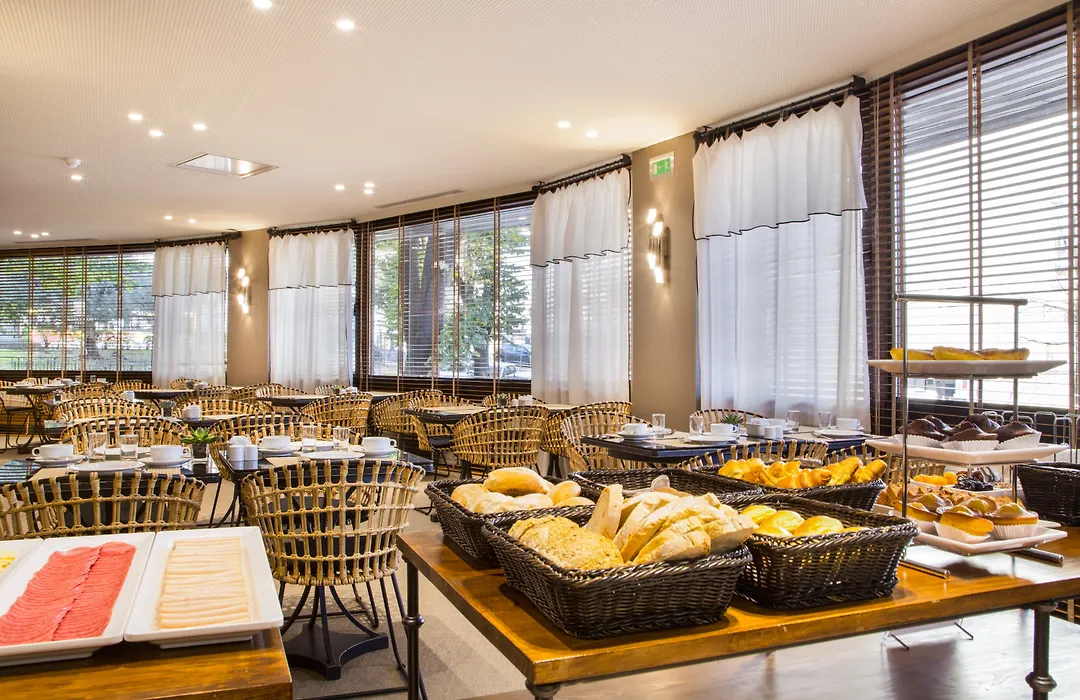 Hotel Dom Carlos Park-1