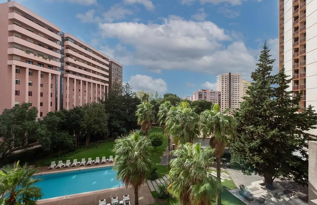 Lisbon Marriott Hotel-1