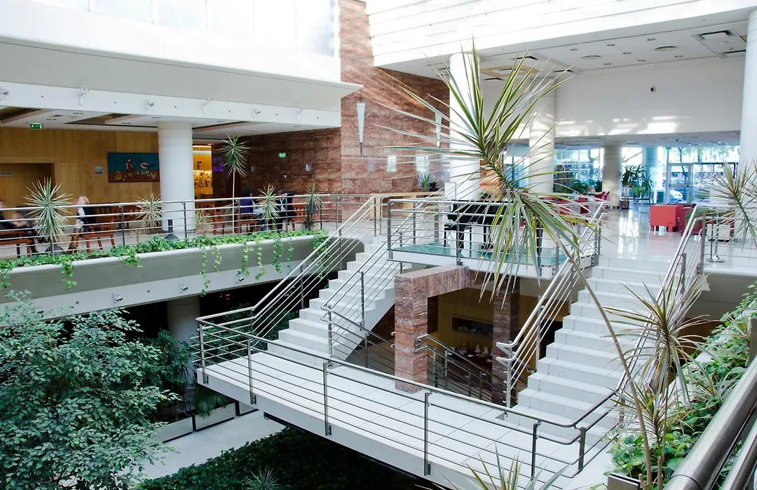 Vip Executive Entrecampos Hotel & Conference-1