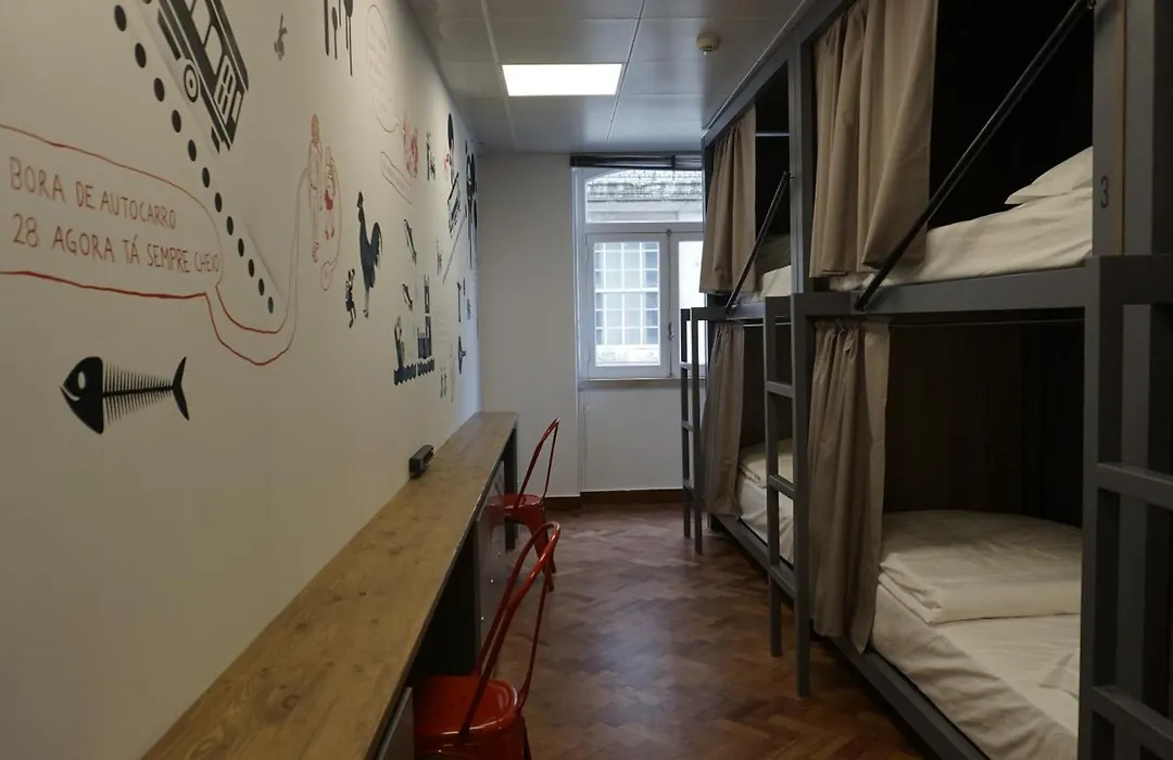 Draft Hostel & Rooms-1