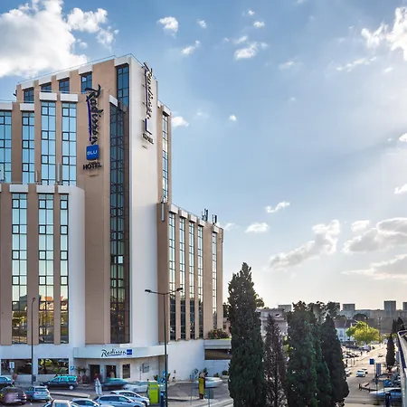 Radisson Blu Hotel Lisbon-2